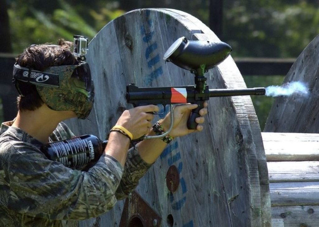 Why Wear Proper Paintball Clothing?
